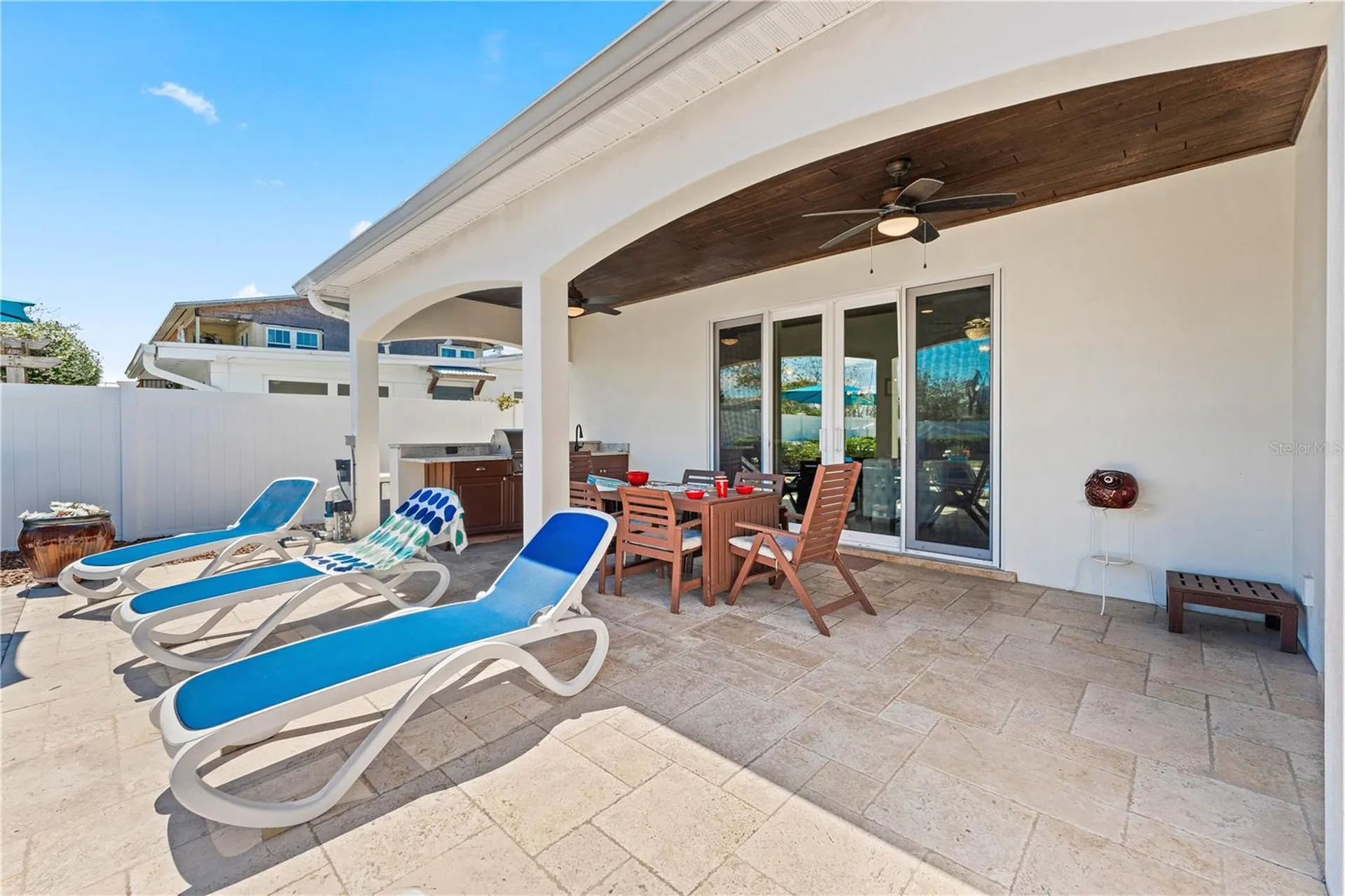 827 E 26th Avenue New Smyrna Beach FL 32169