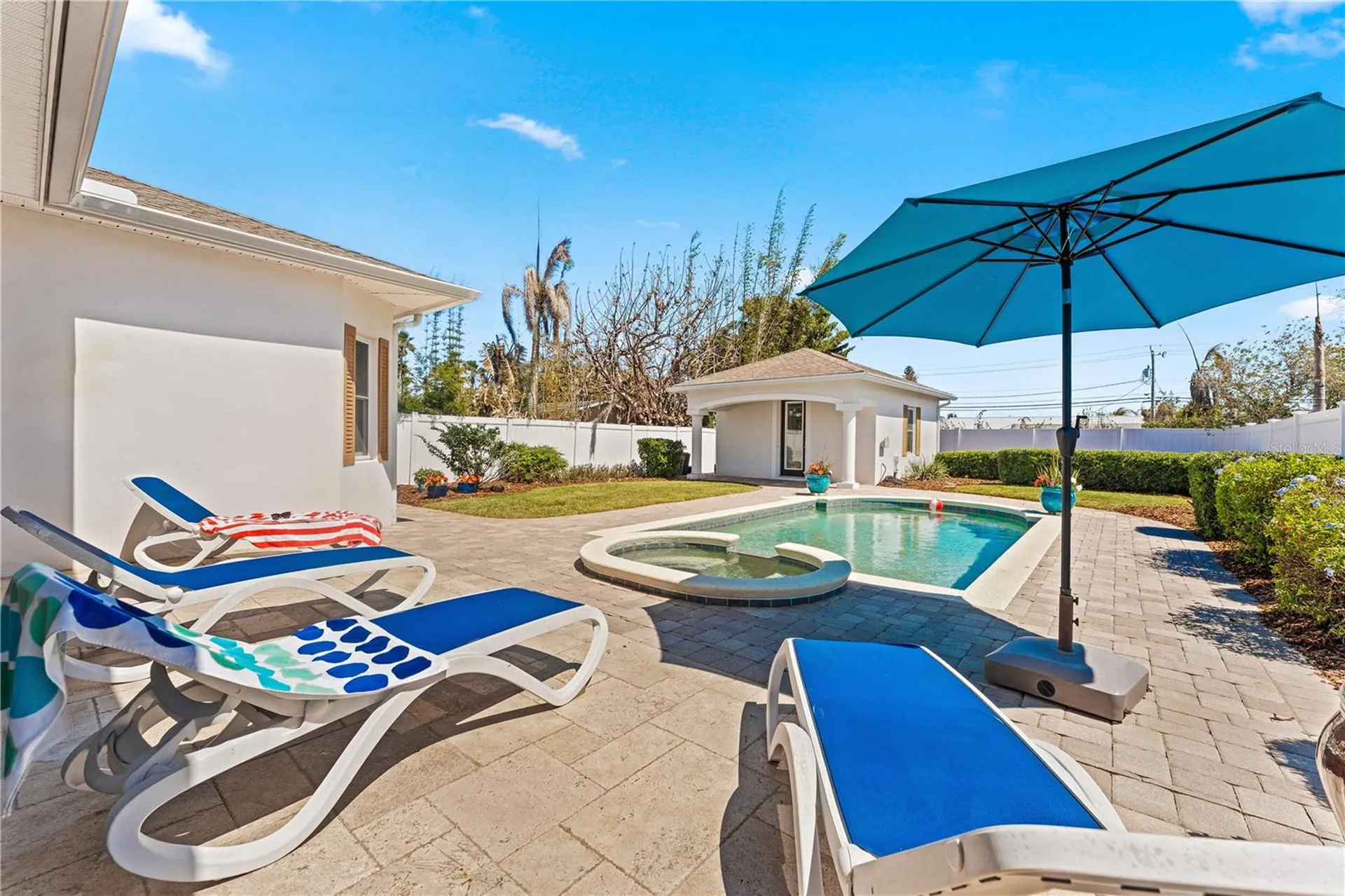 827 E 26th Avenue New Smyrna Beach FL 32169
