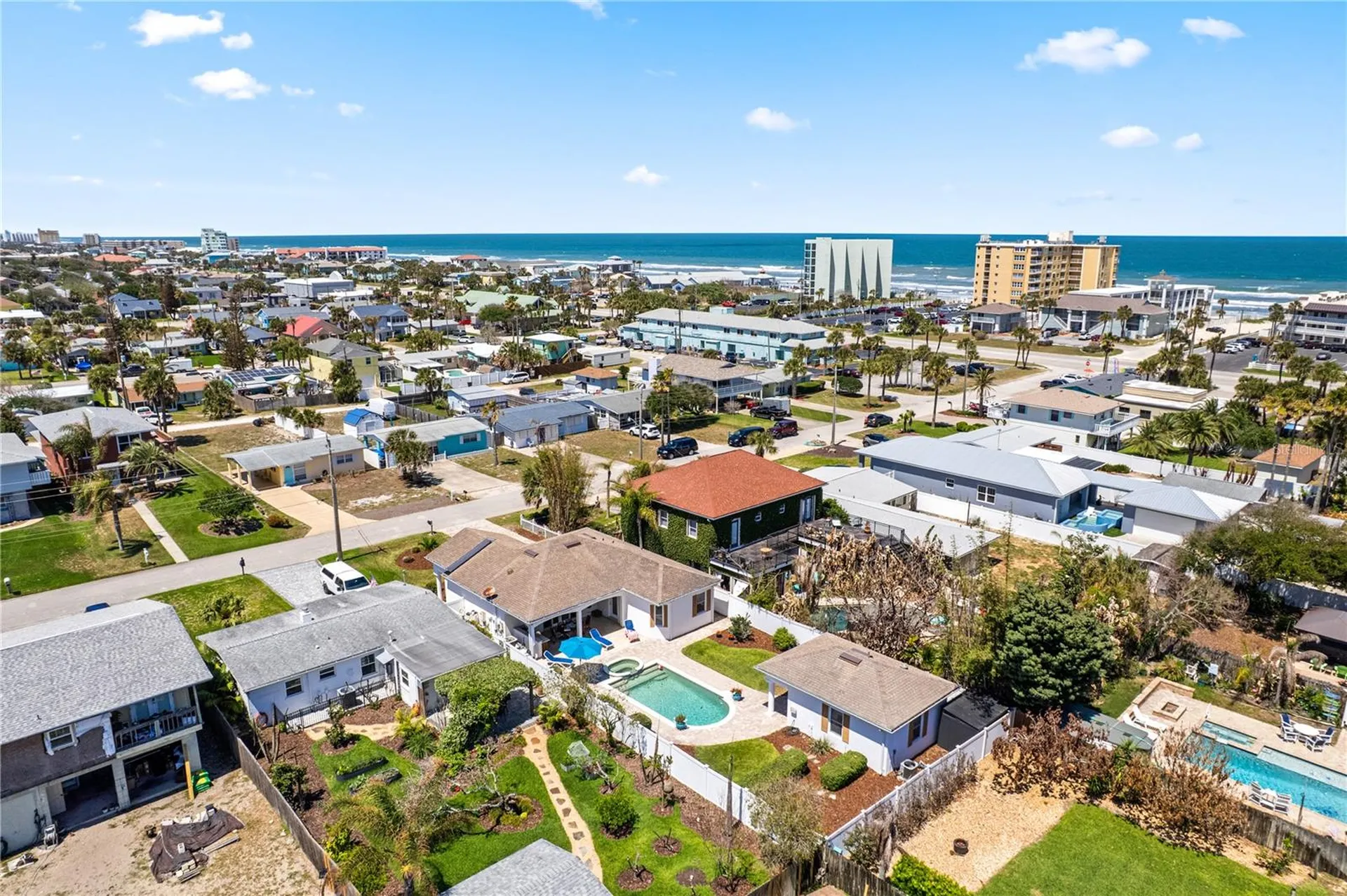 827 E 26th Avenue New Smyrna Beach FL 32169