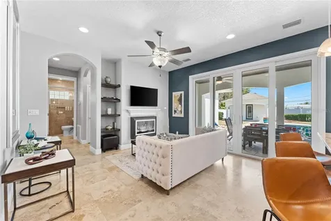 827 E 26th Avenue New Smyrna Beach FL 32169