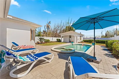 827 E 26th Avenue New Smyrna Beach FL 32169