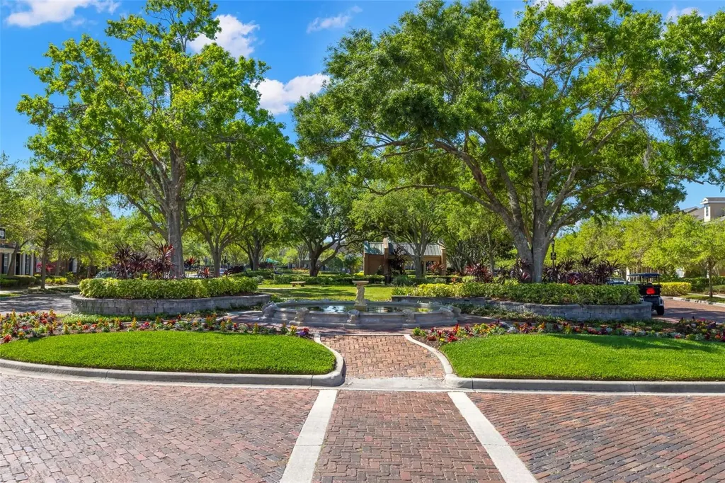 11732 Casa Lago Lane Tampa FL 33626