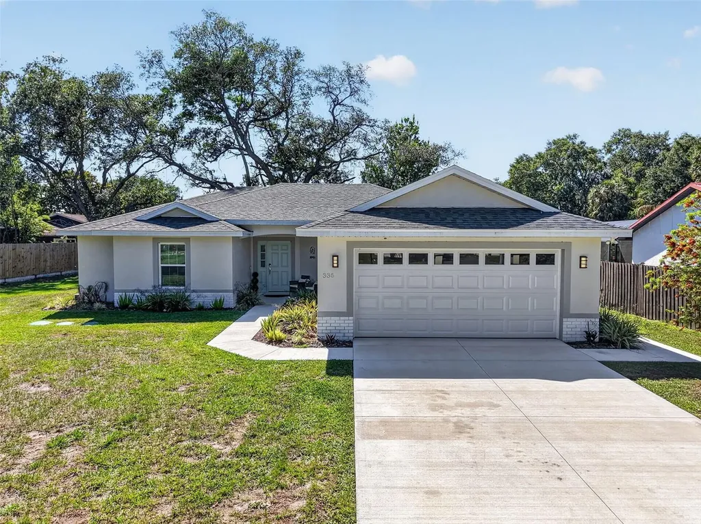 335 Vincent Drive Mount Dora FL 32757