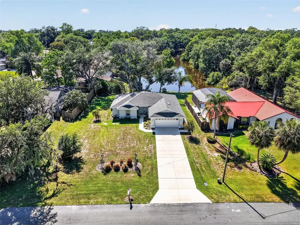 335 Vincent Drive Mount Dora FL 32757