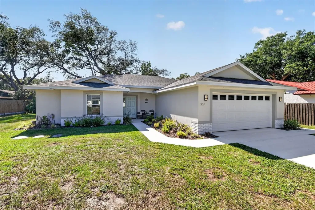 335 Vincent Drive Mount Dora FL 32757