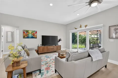 335 Vincent Drive Mount Dora FL 32757