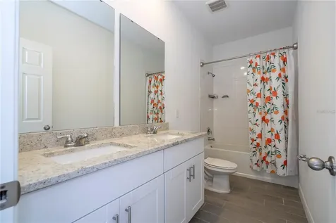 2337 Treasure Hill Street Minneola FL 34715
