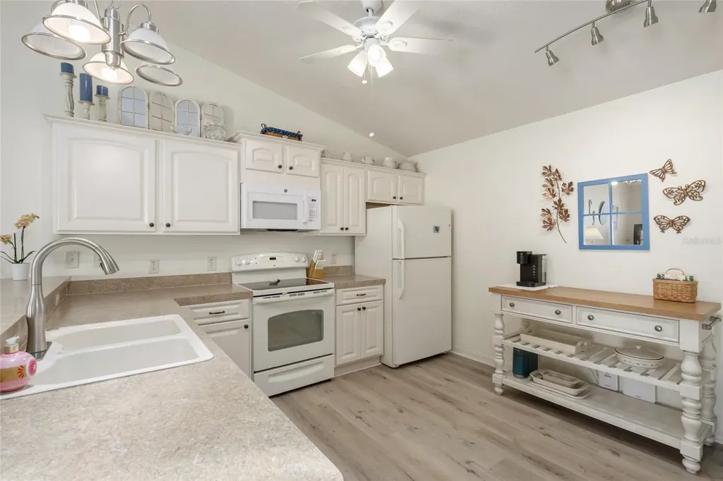 1814 Hallandale Lane The Villages FL 32162