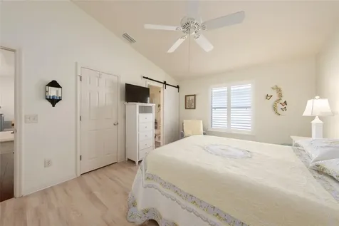 1814 Hallandale Lane The Villages FL 32162