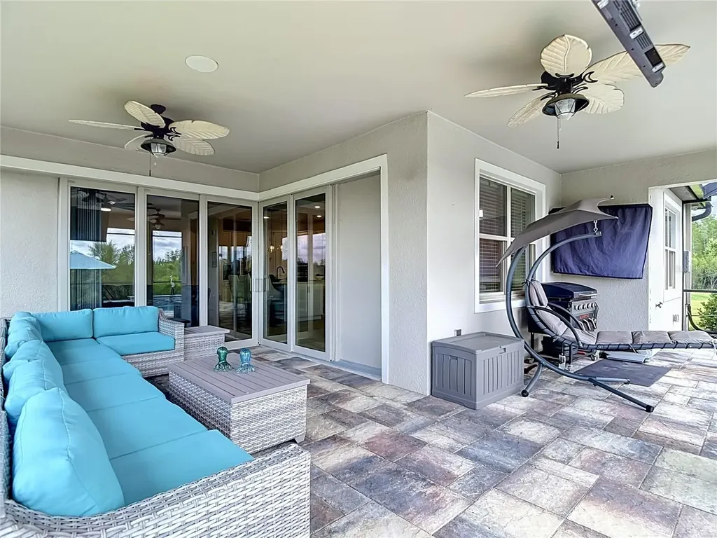7508 Pool Compass Loop Wesley Chapel FL 33545