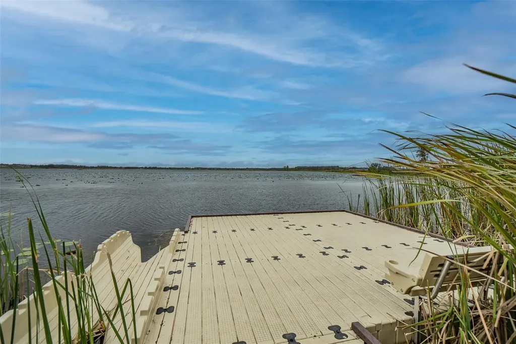 7508 Pool Compass Loop Wesley Chapel FL 33545