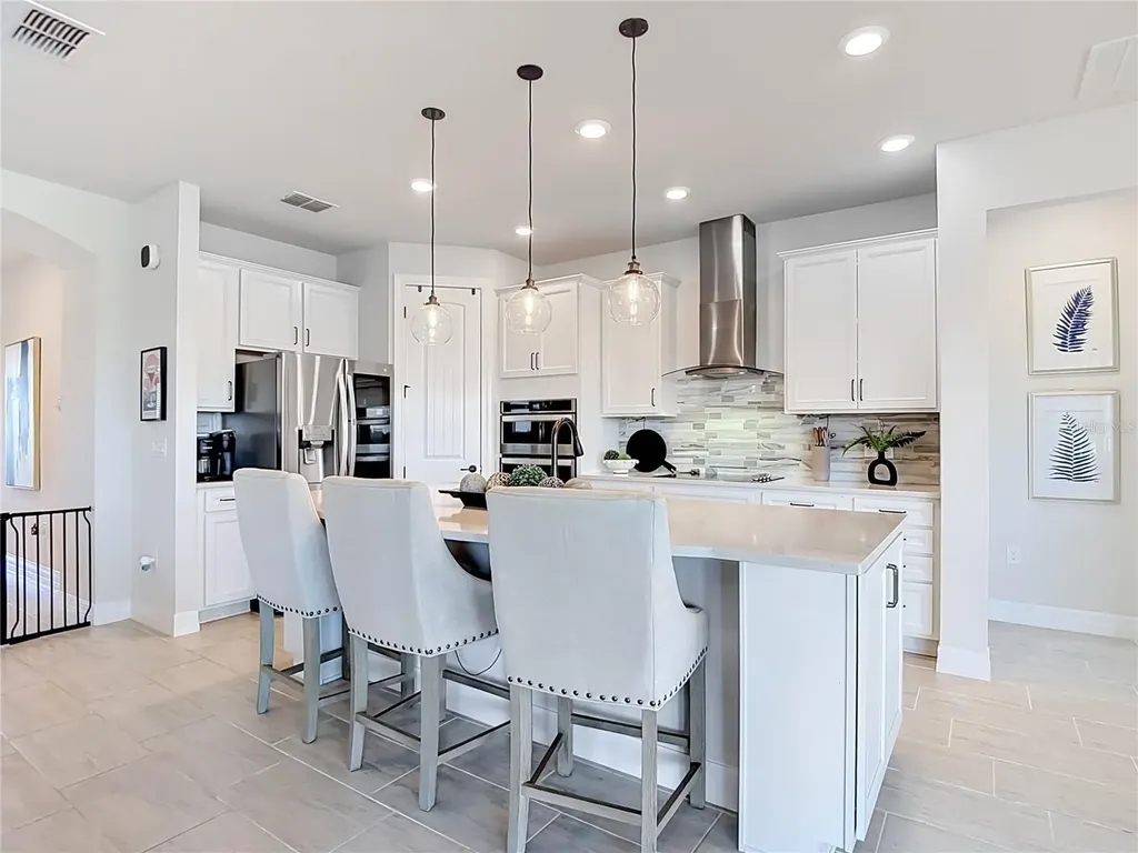 7508 Pool Compass Loop Wesley Chapel FL 33545