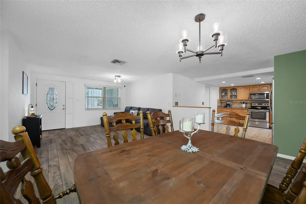 5130 Victoria Lane Holiday FL 34690
