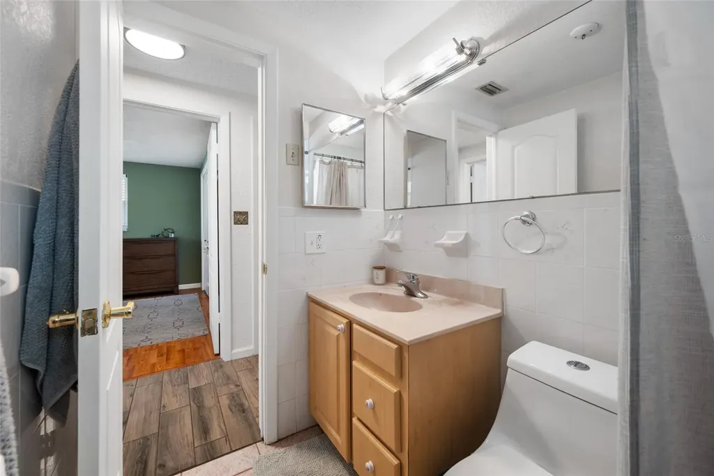 5130 Victoria Lane Holiday FL 34690