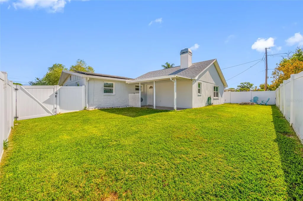 5130 Victoria Lane Holiday FL 34690