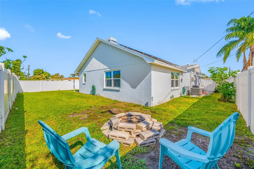 5130 Victoria Lane Holiday FL 34690