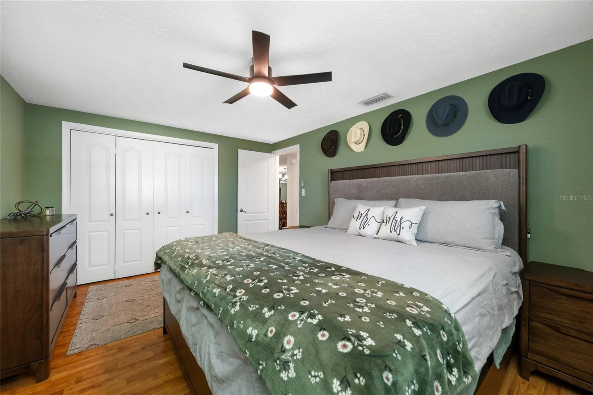 5130 Victoria Lane Holiday FL 34690