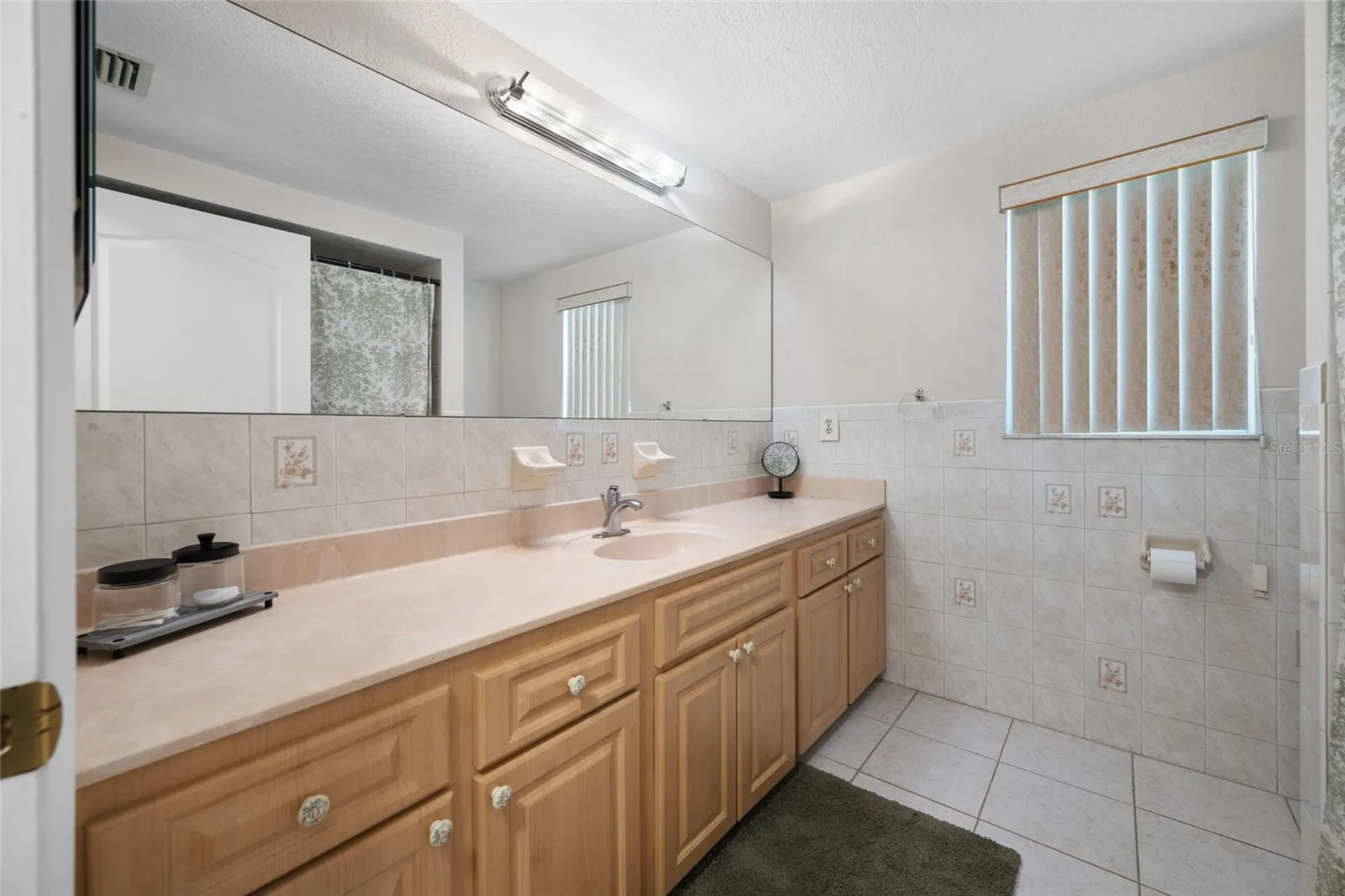 5130 Victoria Lane Holiday FL 34690