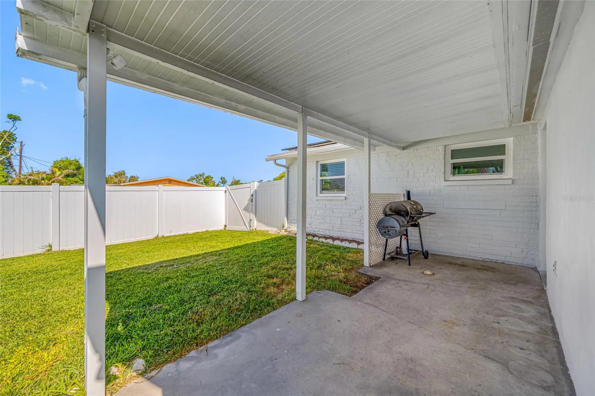 5130 Victoria Lane Holiday FL 34690