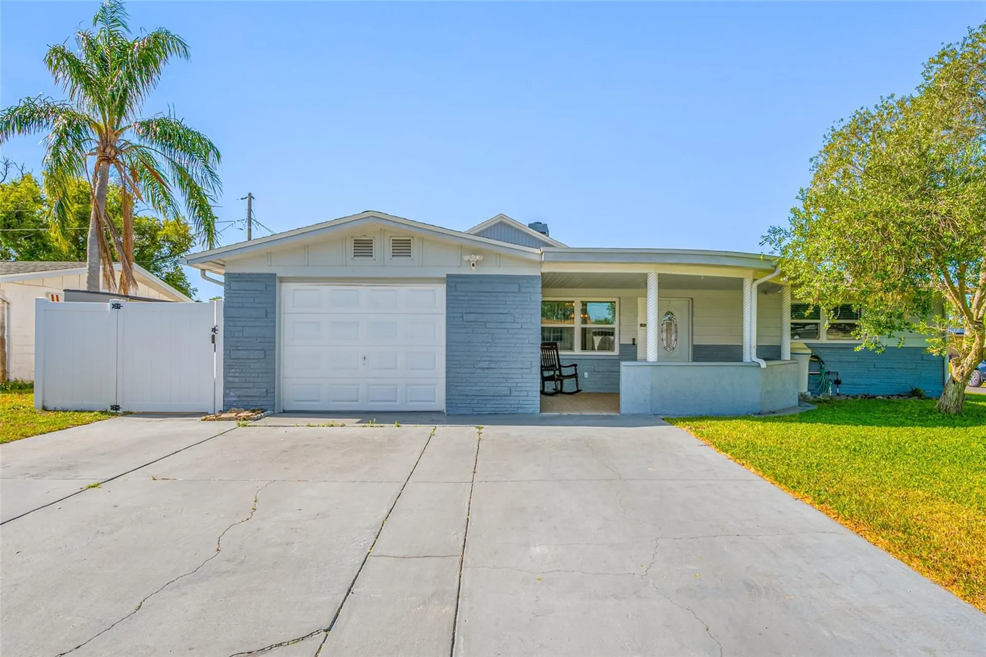 5130 Victoria Lane Holiday FL 34690