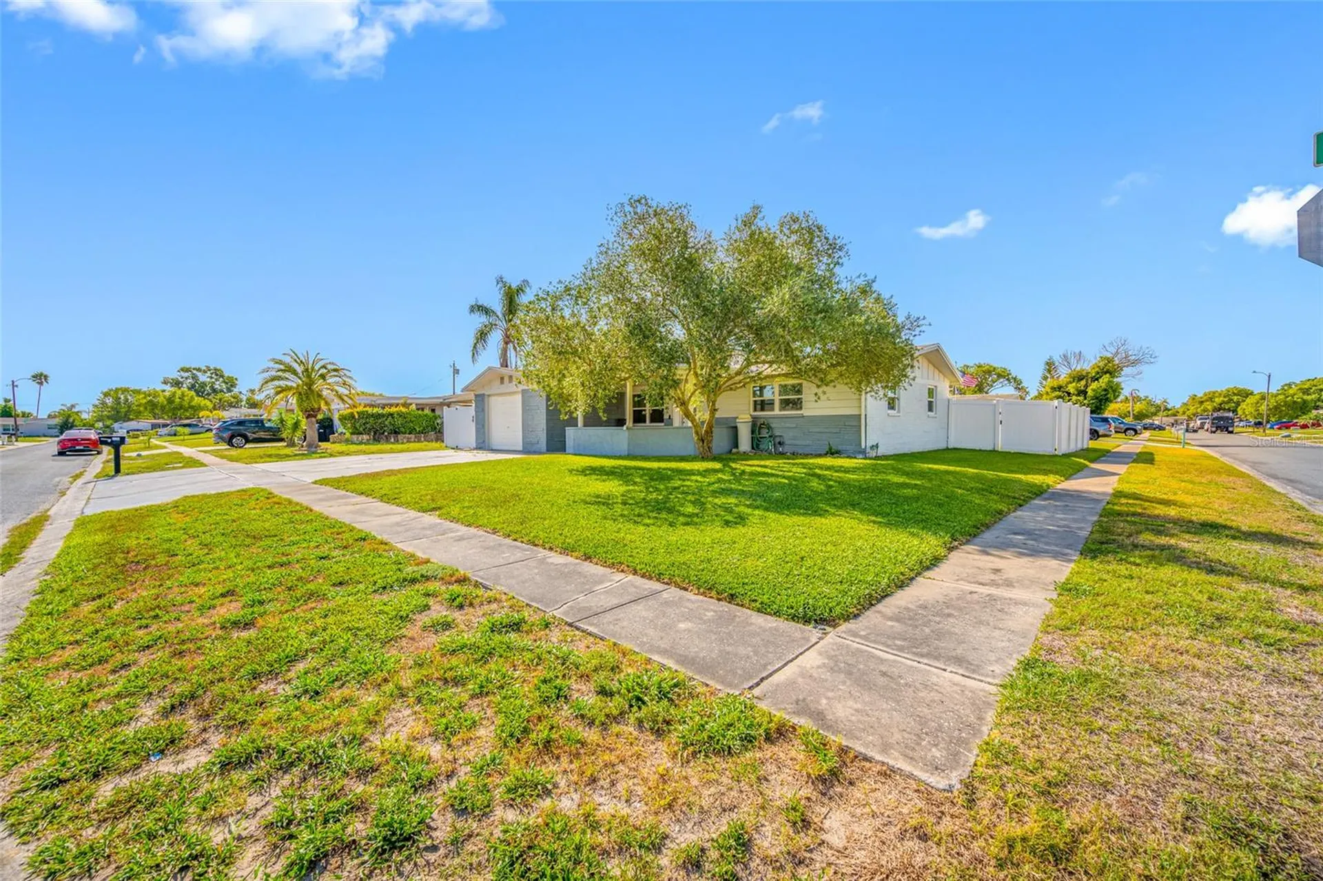 5130 Victoria Lane Holiday FL 34690