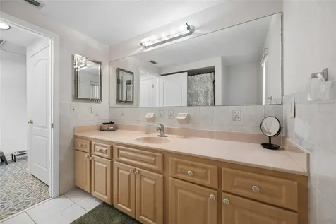 5130 Victoria Lane Holiday FL 34690
