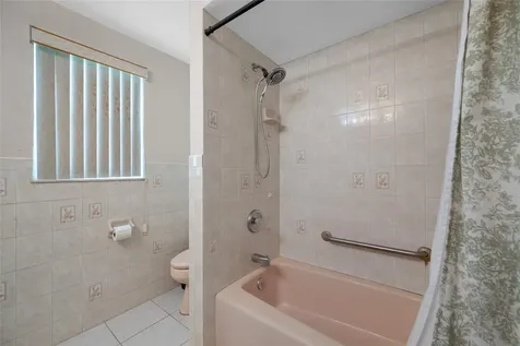 5130 Victoria Lane Holiday FL 34690
