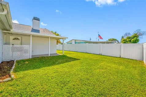5130 Victoria Lane Holiday FL 34690