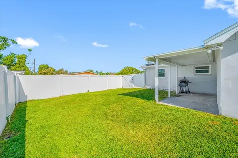 5130 Victoria Lane Holiday FL 34690