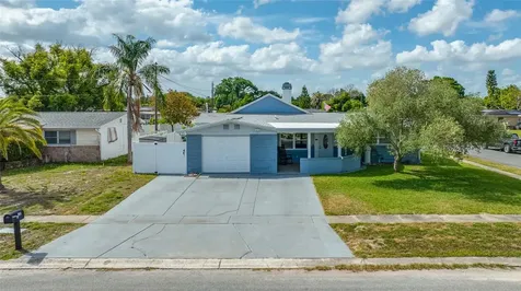 5130 Victoria Lane Holiday FL 34690
