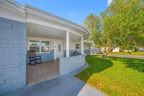 5130 Victoria Lane Holiday FL 34690