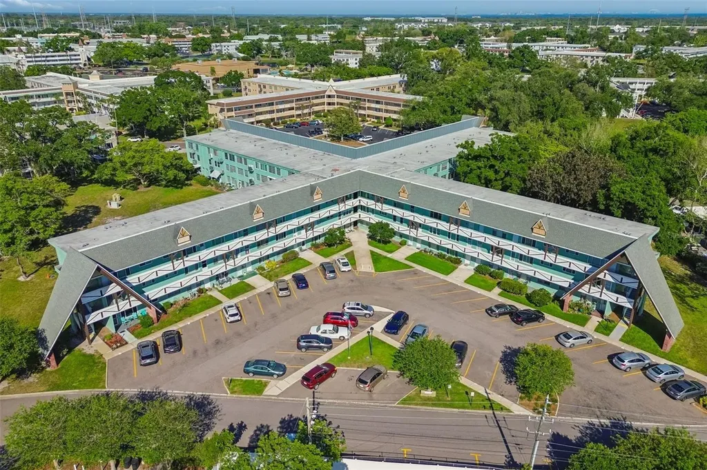 2043 Denmark Street Clearwater FL 33763