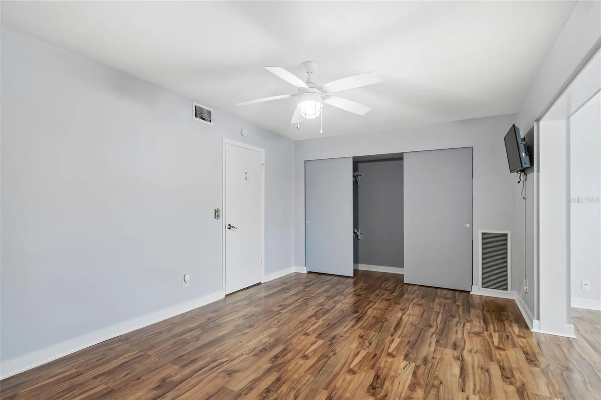 2043 Denmark Street Clearwater FL 33763