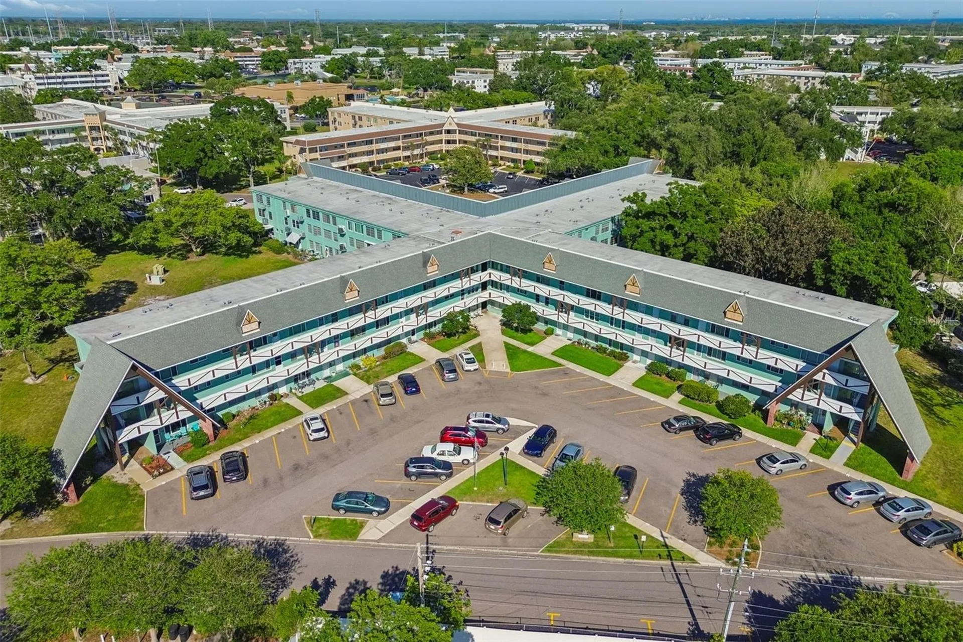2043 Denmark Street Clearwater FL 33763