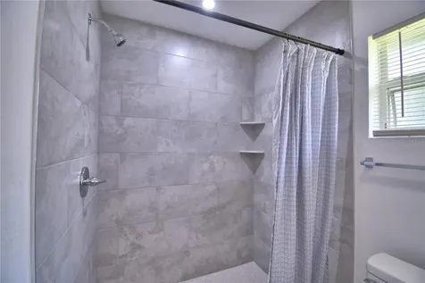 2405 Roslyn Lane Lakeland FL 33812