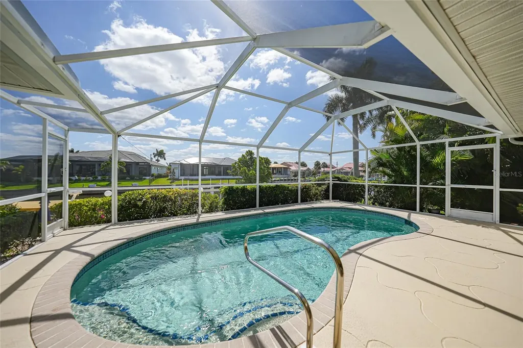 1122 Mineo Drive Punta Gorda FL 33950