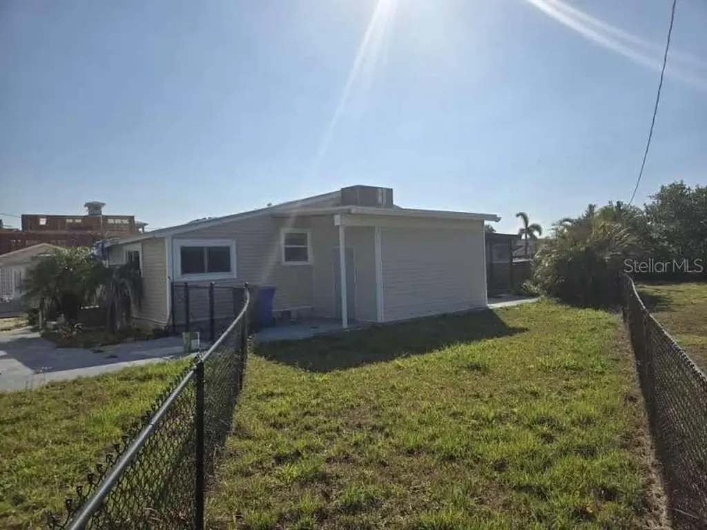3503 W Shell Point Road Ruskin FL 33570