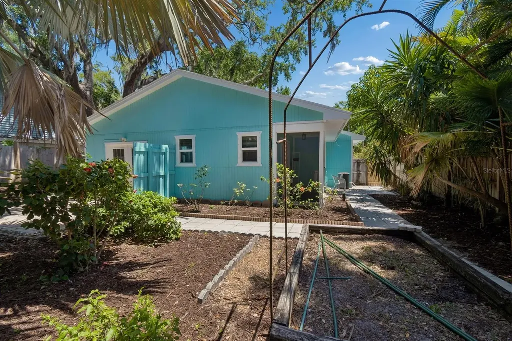 321 11th Avenue S Safety Harbor FL 34695