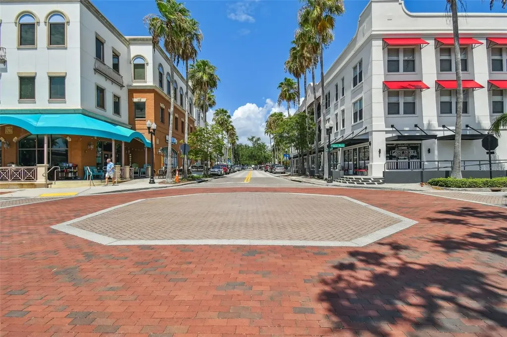 321 11th Avenue S Safety Harbor FL 34695