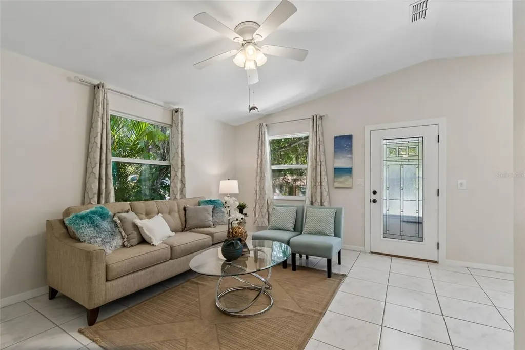 321 11th Avenue S Safety Harbor FL 34695