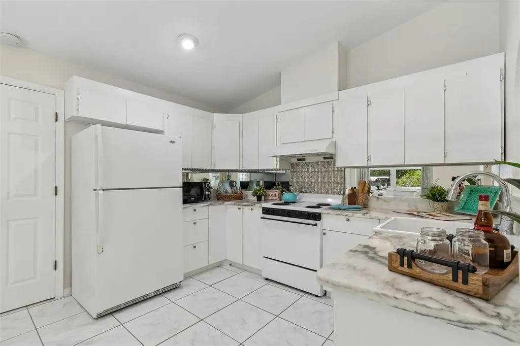 321 11th Avenue S Safety Harbor FL 34695