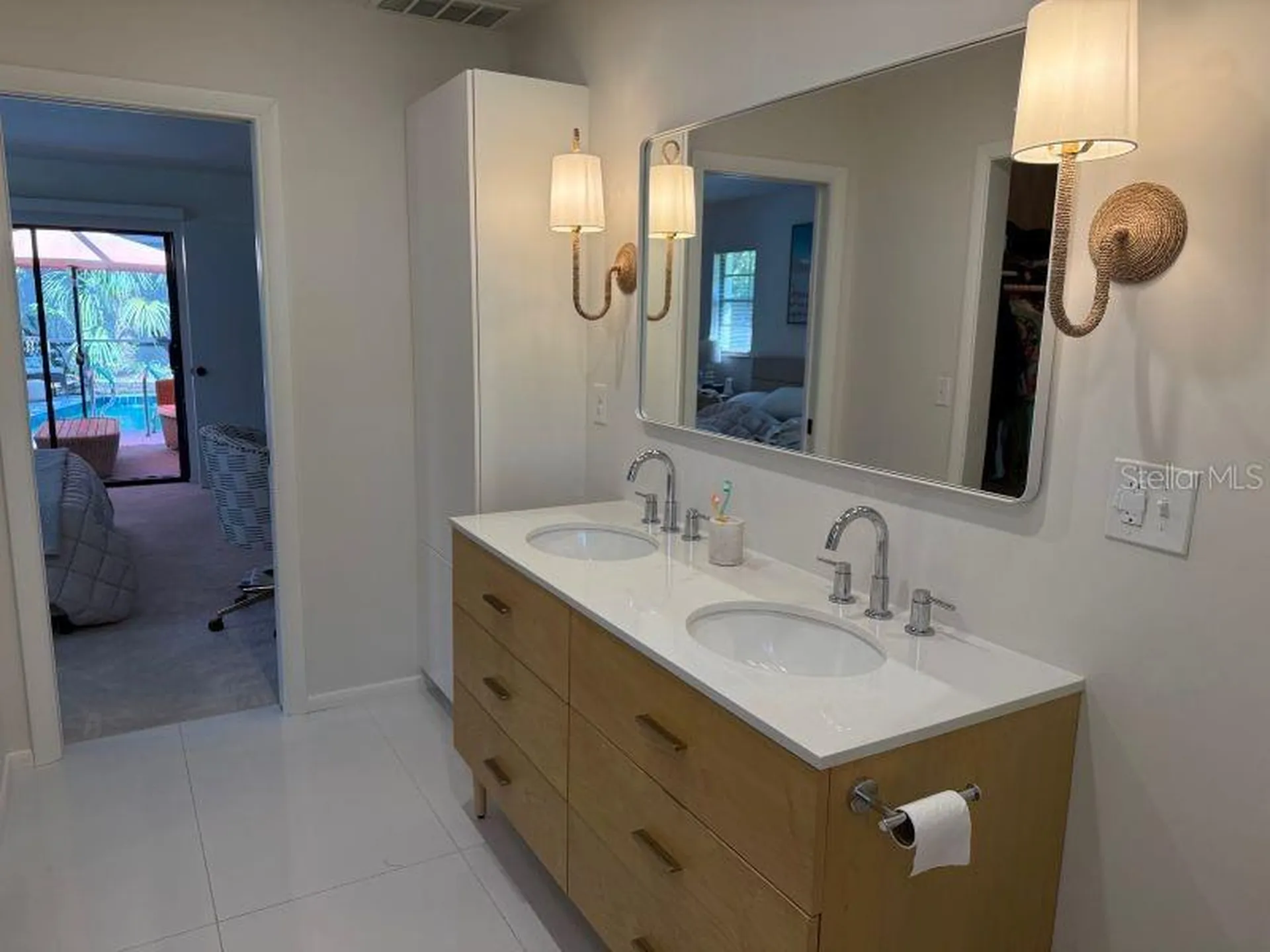 1909 Deancroft Road Sarasota FL 34235