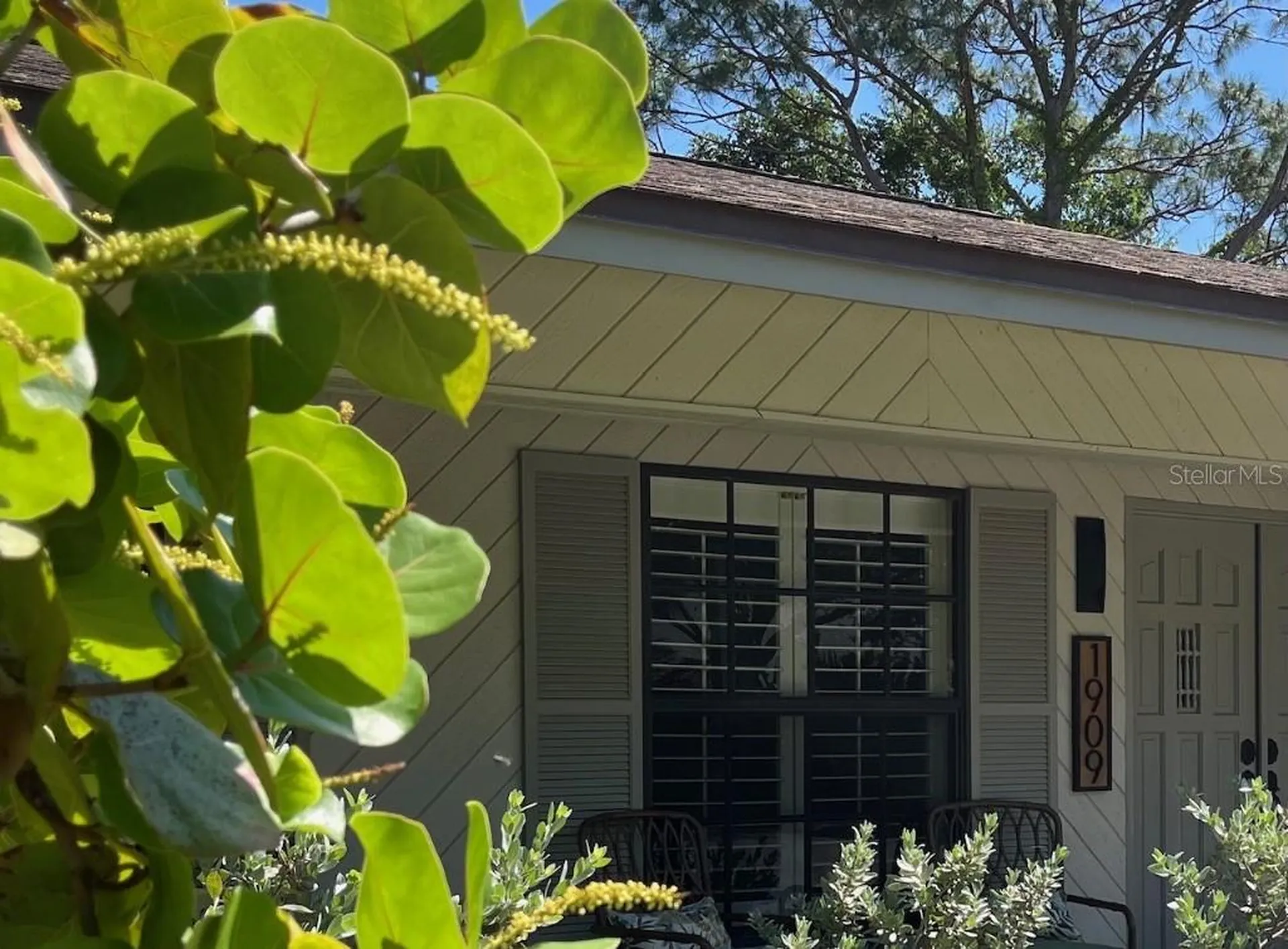 1909 Deancroft Road Sarasota FL 34235