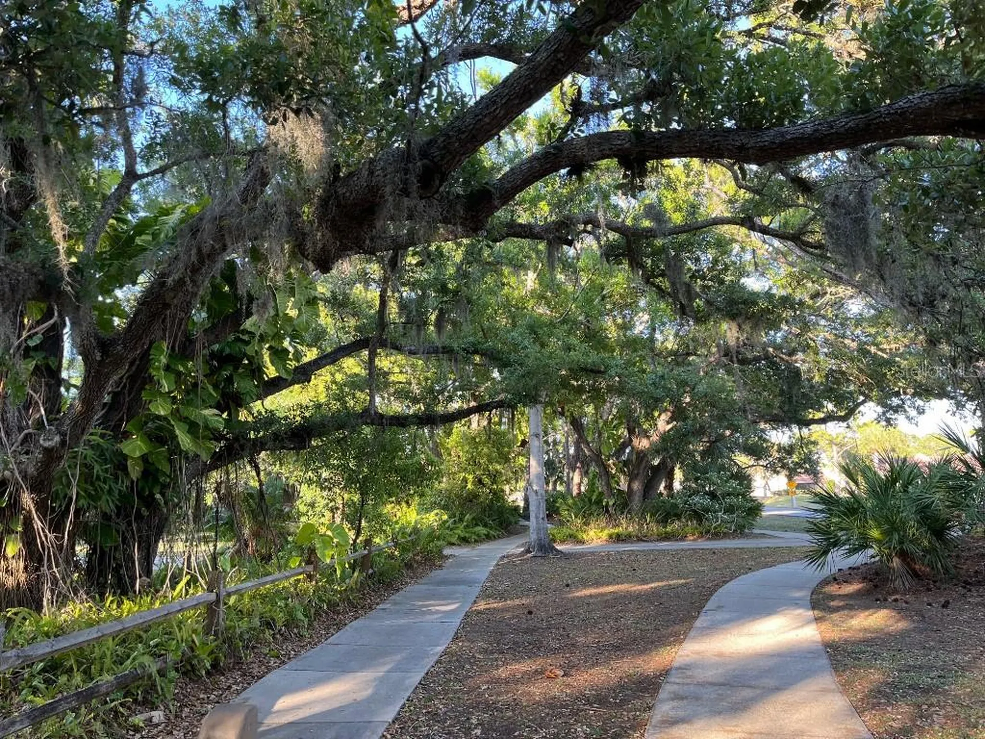 1909 Deancroft Road Sarasota FL 34235
