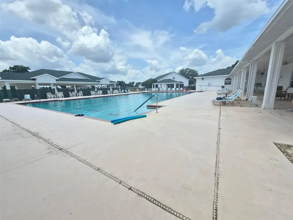 2081 NW 58th Court Ocala FL 34482