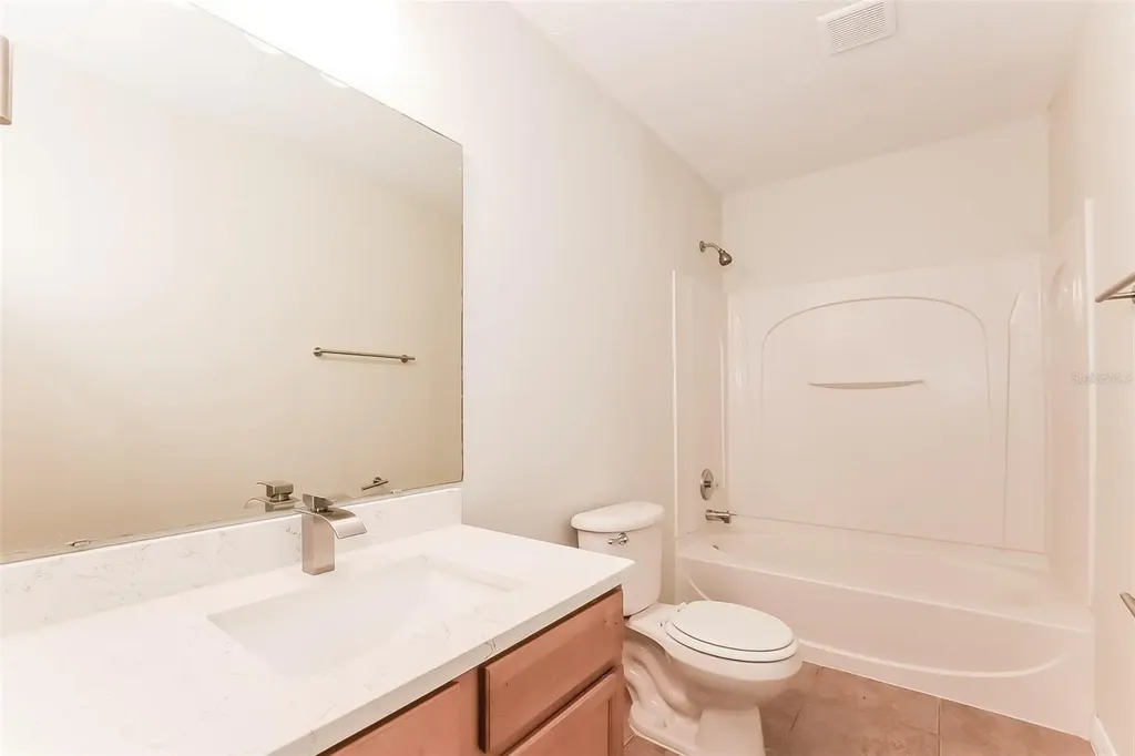 2560 Bullion Loop Sanford FL 32771