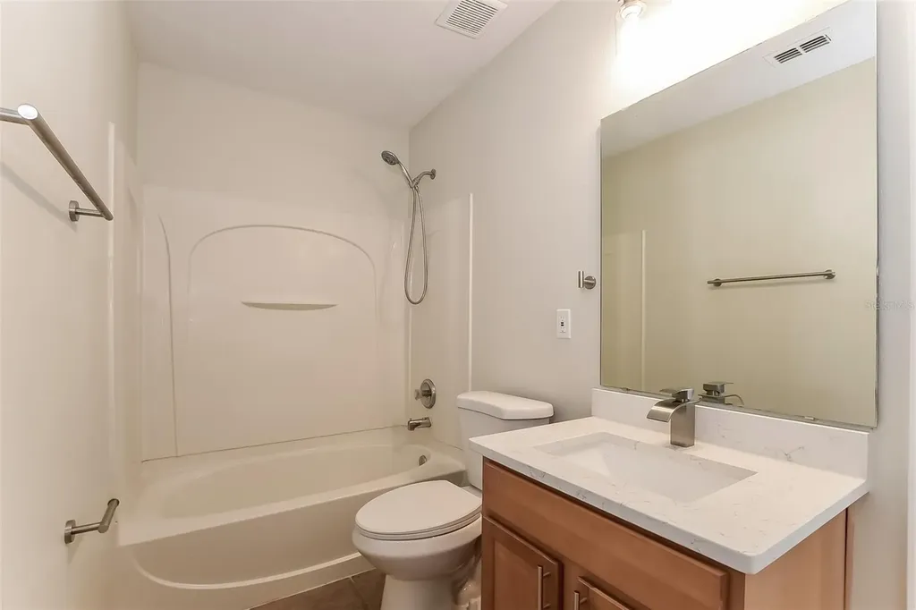 2560 Bullion Loop Sanford FL 32771