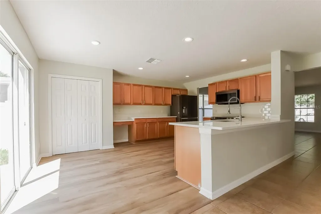 2560 Bullion Loop Sanford FL 32771