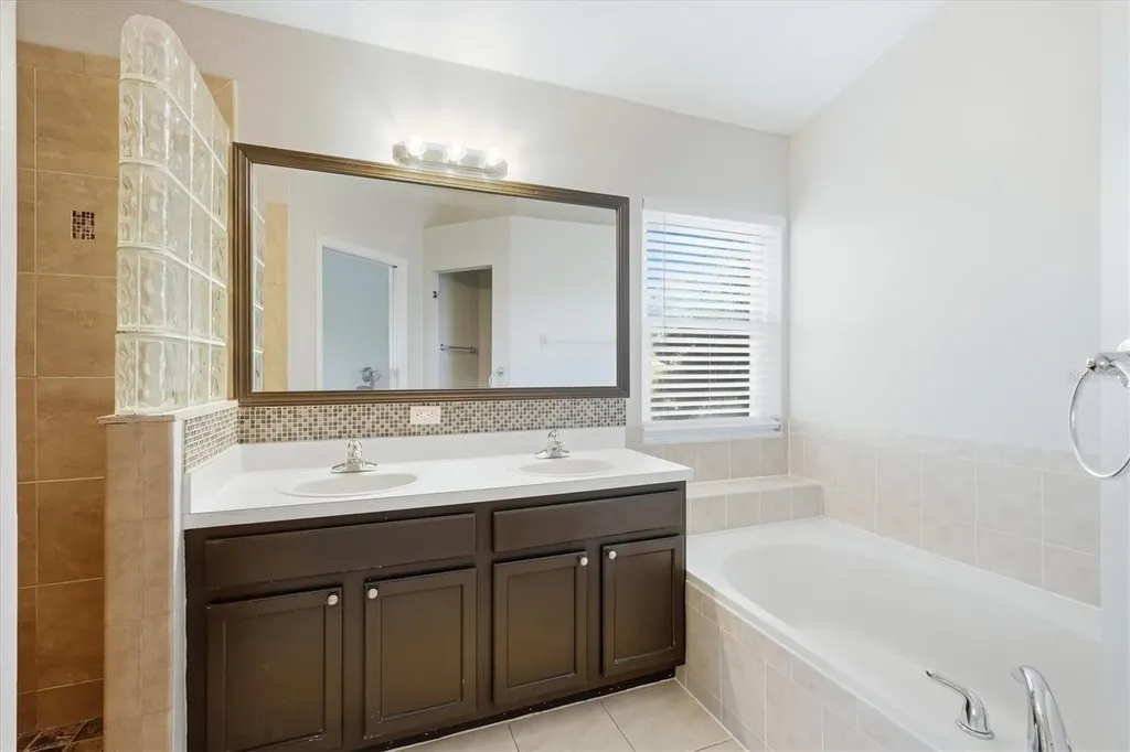 14347 Gnatcatcher Terrace Lakewood Ranch FL 34202