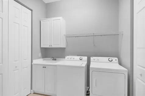 5509 46th Court W Bradenton FL 34210